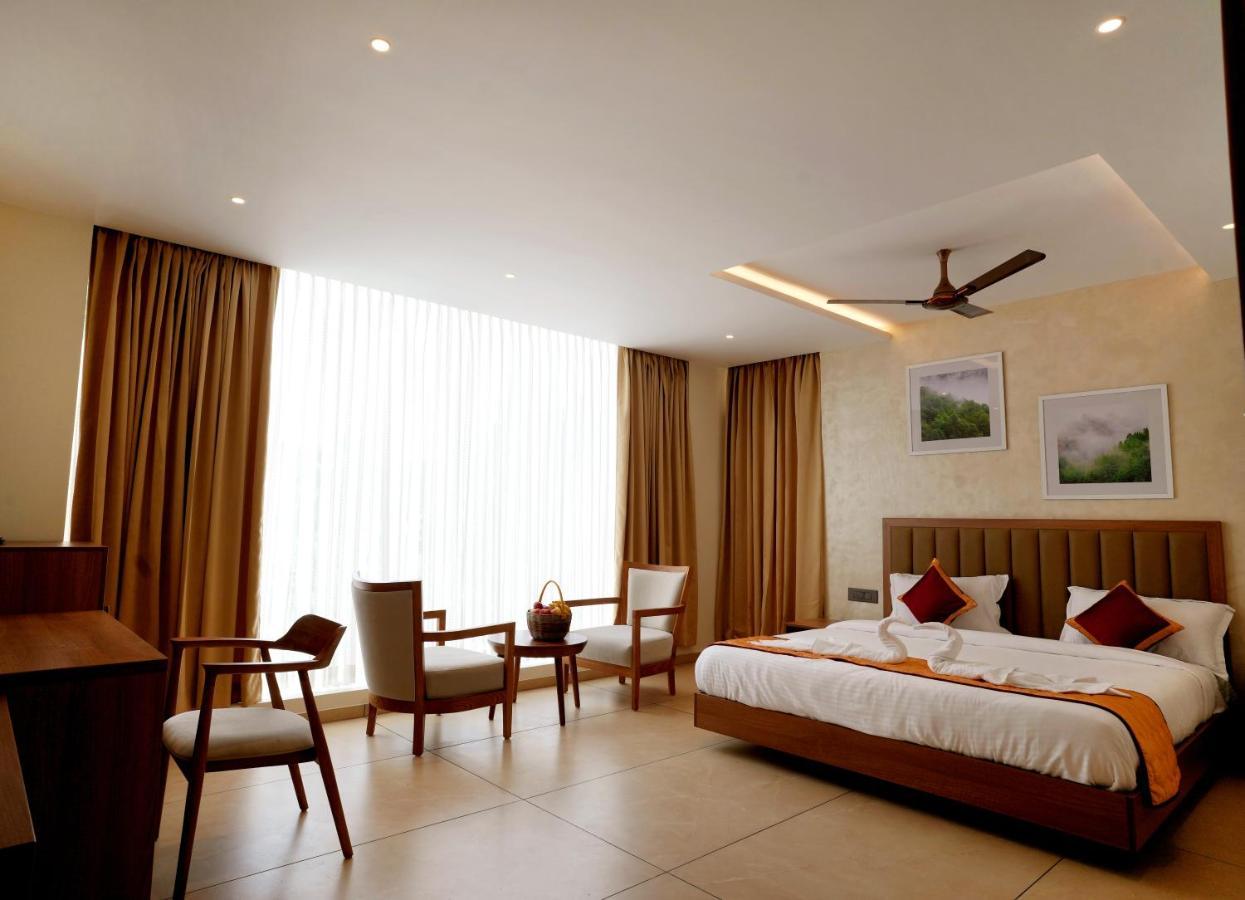 Bluemist Resorts Athirappilly Luaran gambar