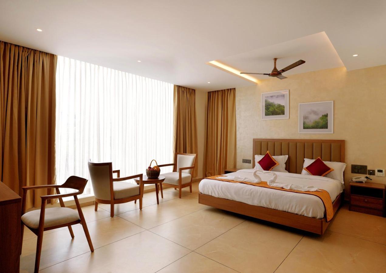 Bluemist Resorts Athirappilly Luaran gambar