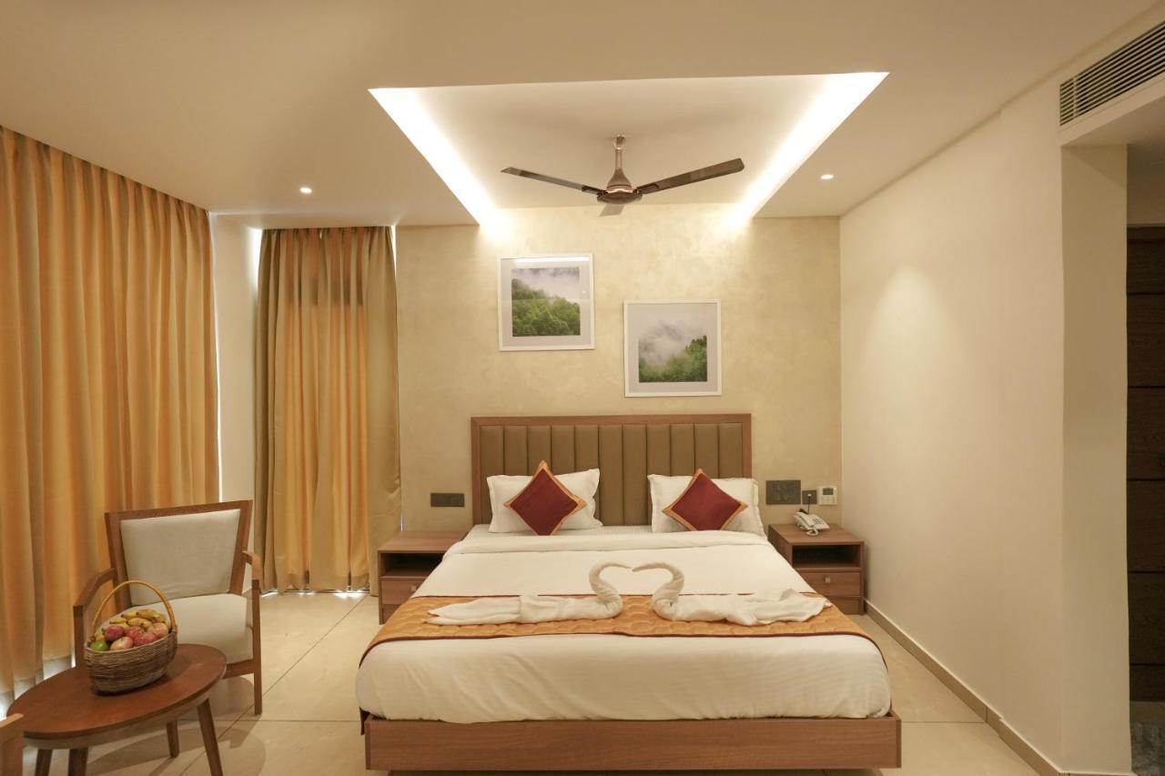 Bluemist Resorts Athirappilly Luaran gambar