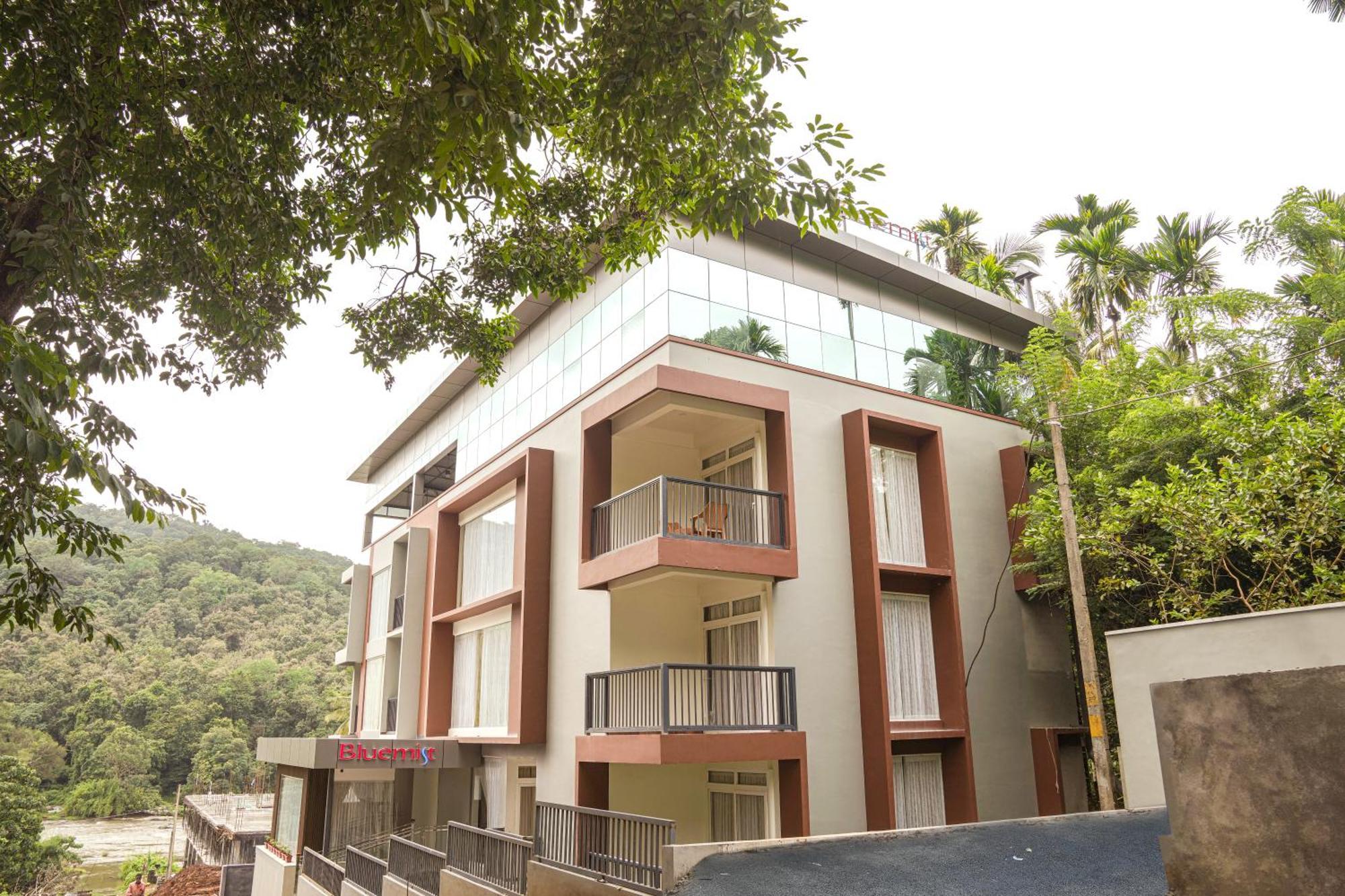 Bluemist Resorts Athirappilly Luaran gambar